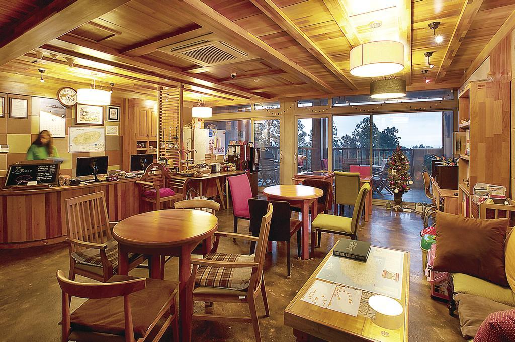 Jeju Eco Suites Согвипхо Экстерьер фото